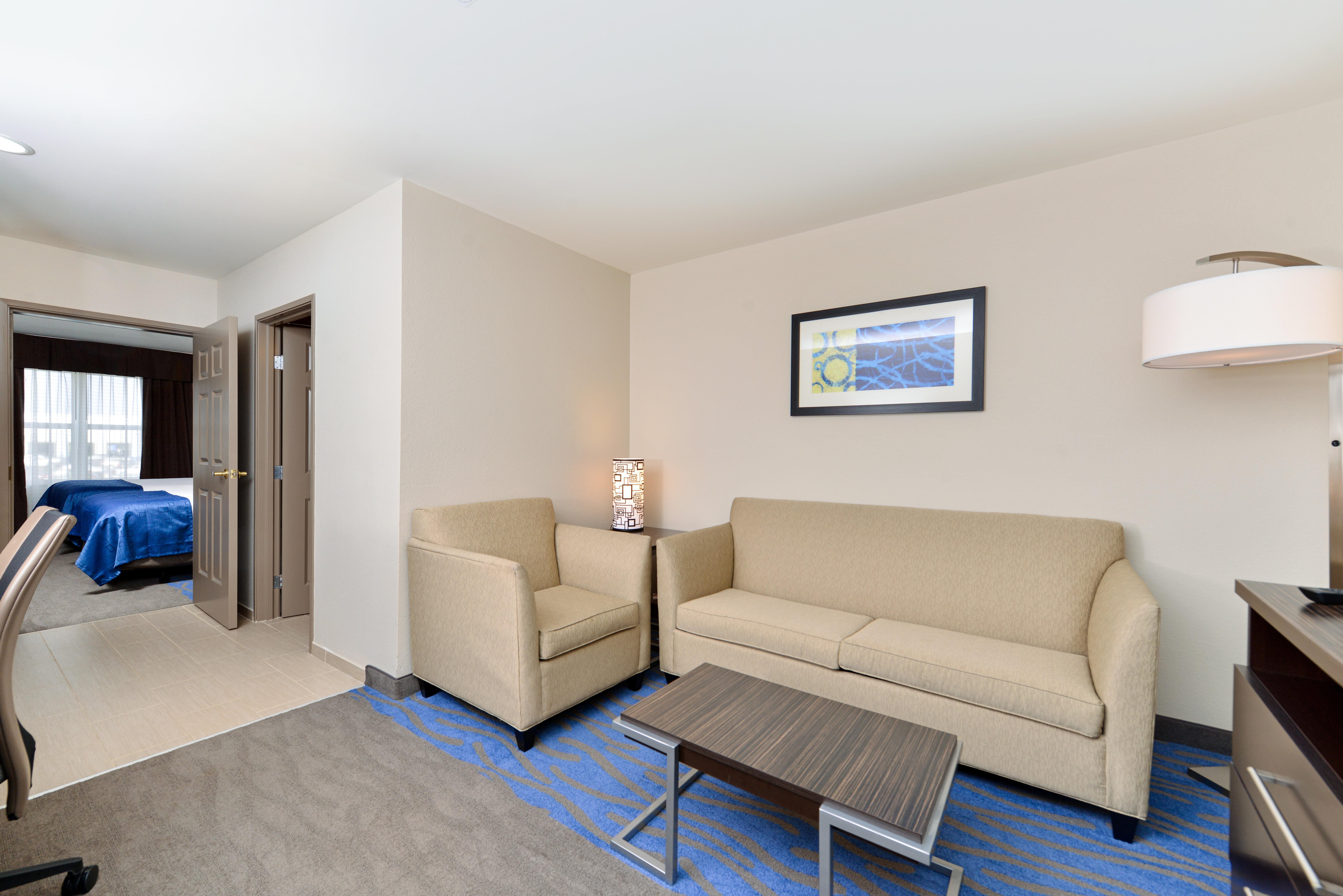 Holiday Inn Express Hotel & Suites St. Louis West-O'Fallon By Ihg Exterior foto